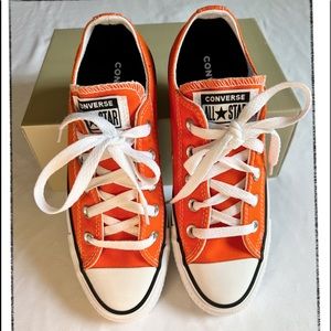 Converse women’s size 6 orange sneakers